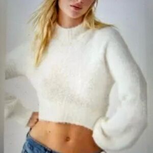 Urban Outfitters White Women's Sweater